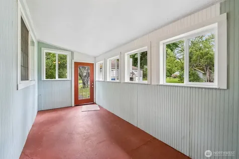 15007 67th Avenue NE Arlington WA 98223