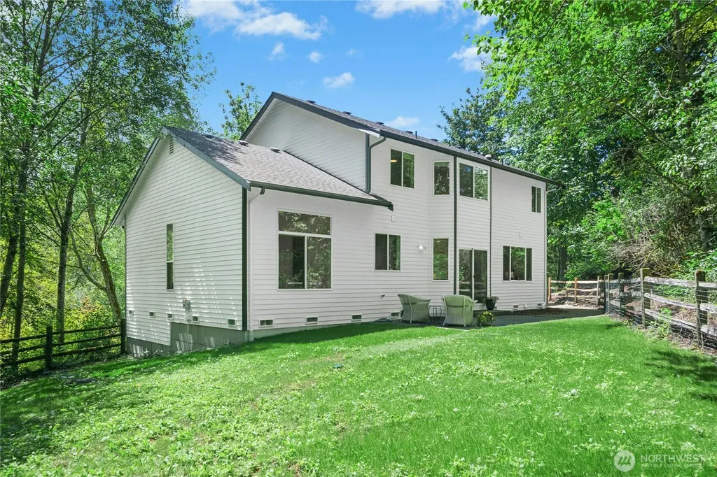 6326 247th Avenue NE Redmond WA 98053