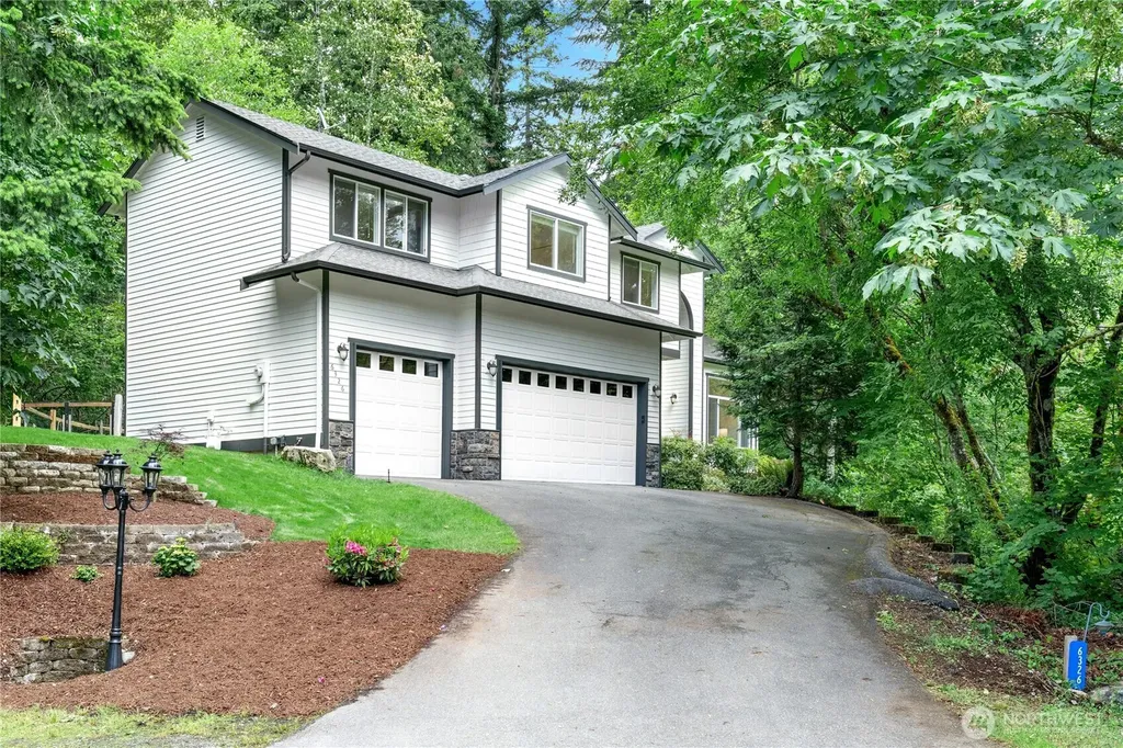 6326 247th Avenue NE Redmond WA 98053