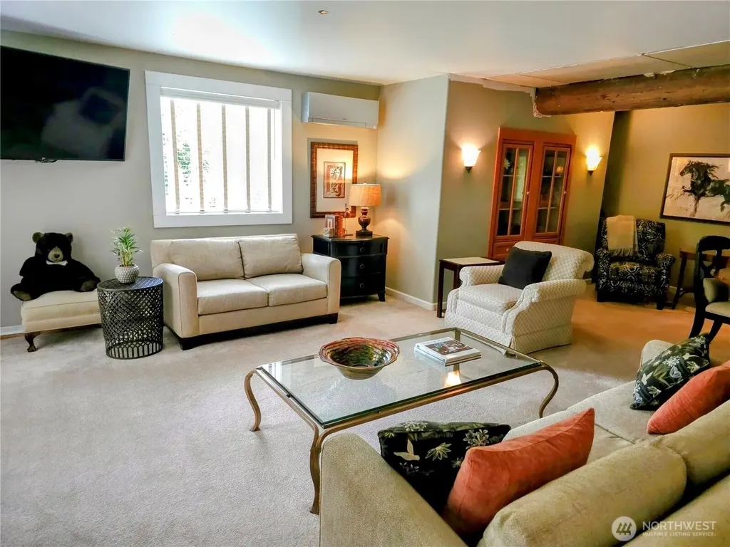 23618 SE Tiger Mountain Road Issaquah WA 98027
