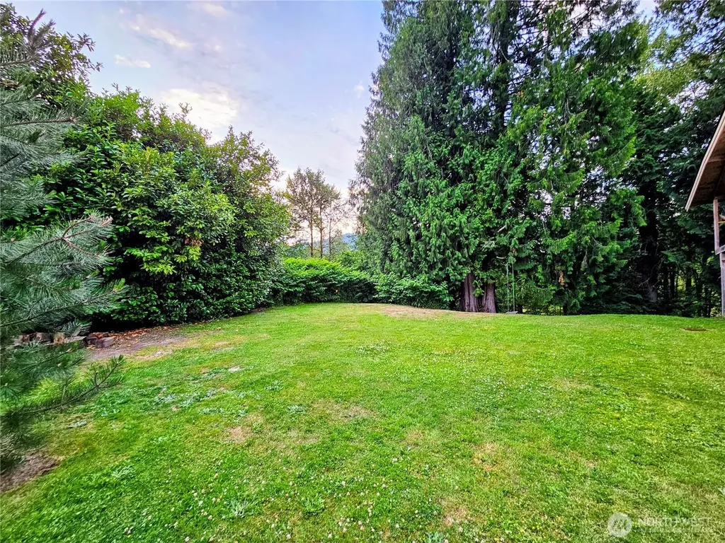 23618 SE Tiger Mountain Road Issaquah WA 98027