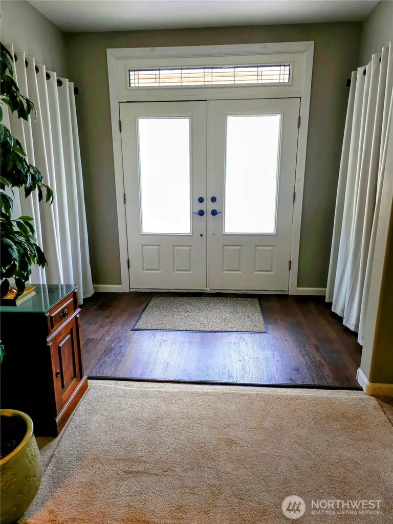 23618 SE Tiger Mountain Road Issaquah WA 98027