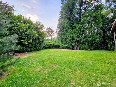 23618 SE Tiger Mountain Road Issaquah WA 98027
