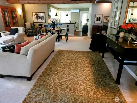 23618 SE Tiger Mountain Road Issaquah WA 98027