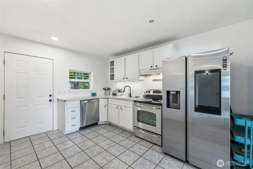 11209 Riviera Drive Anderson Island WA 98303