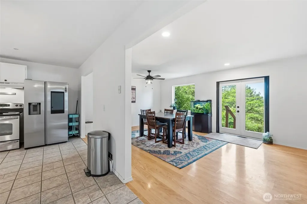 11209 Riviera Drive Anderson Island WA 98303