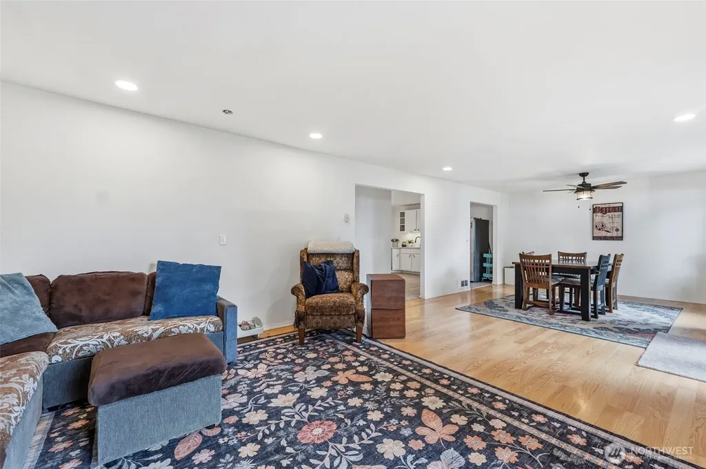 11209 Riviera Drive Anderson Island WA 98303