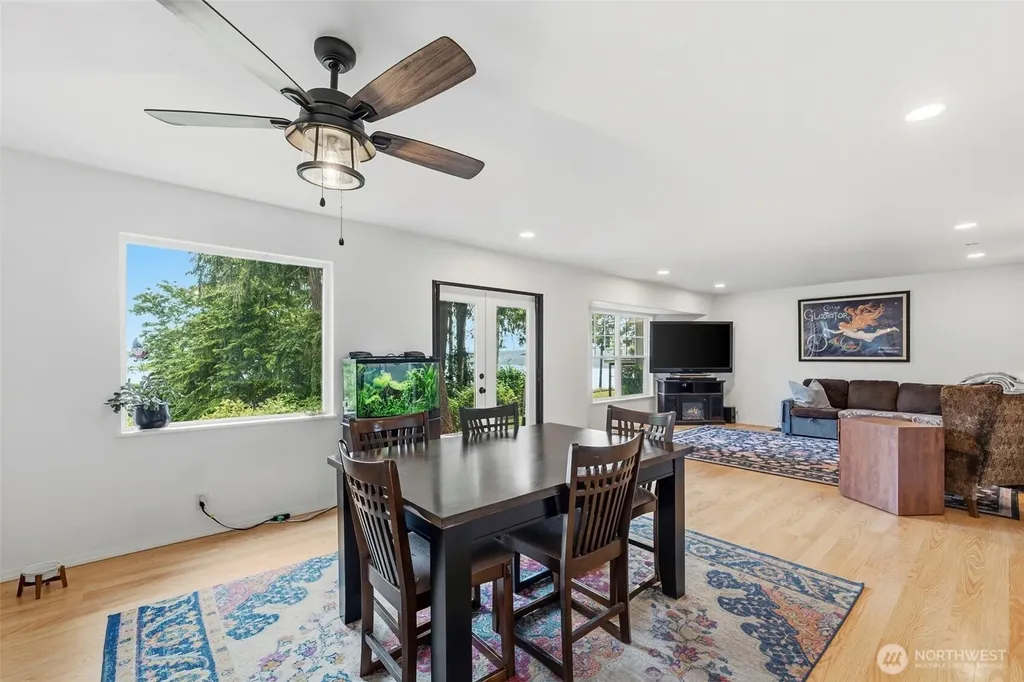 11209 Riviera Drive Anderson Island WA 98303