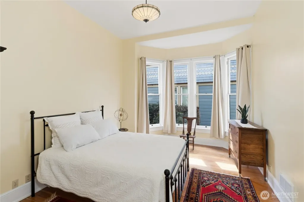 538 Adams Street Port Townsend WA 98368