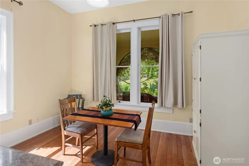 538 Adams Street Port Townsend WA 98368