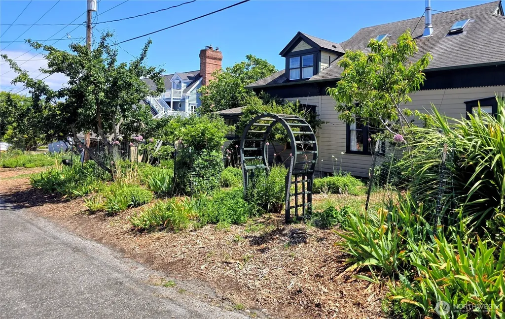 538 Adams Street Port Townsend WA 98368