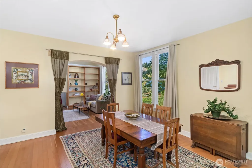 538 Adams Street Port Townsend WA 98368
