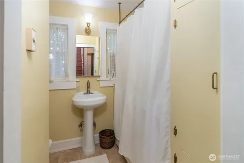 538 Adams Street Port Townsend WA 98368