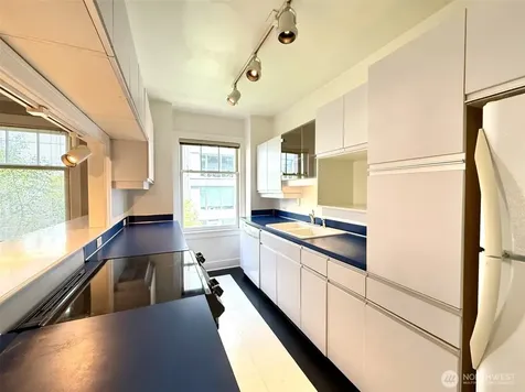 1017 Minor Avenue Seattle WA 98104