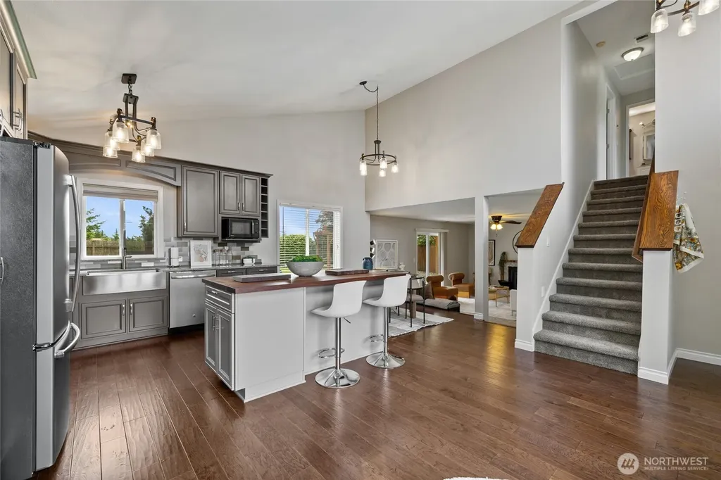 19119 71st Avenue Ct E Puyallup WA 98375