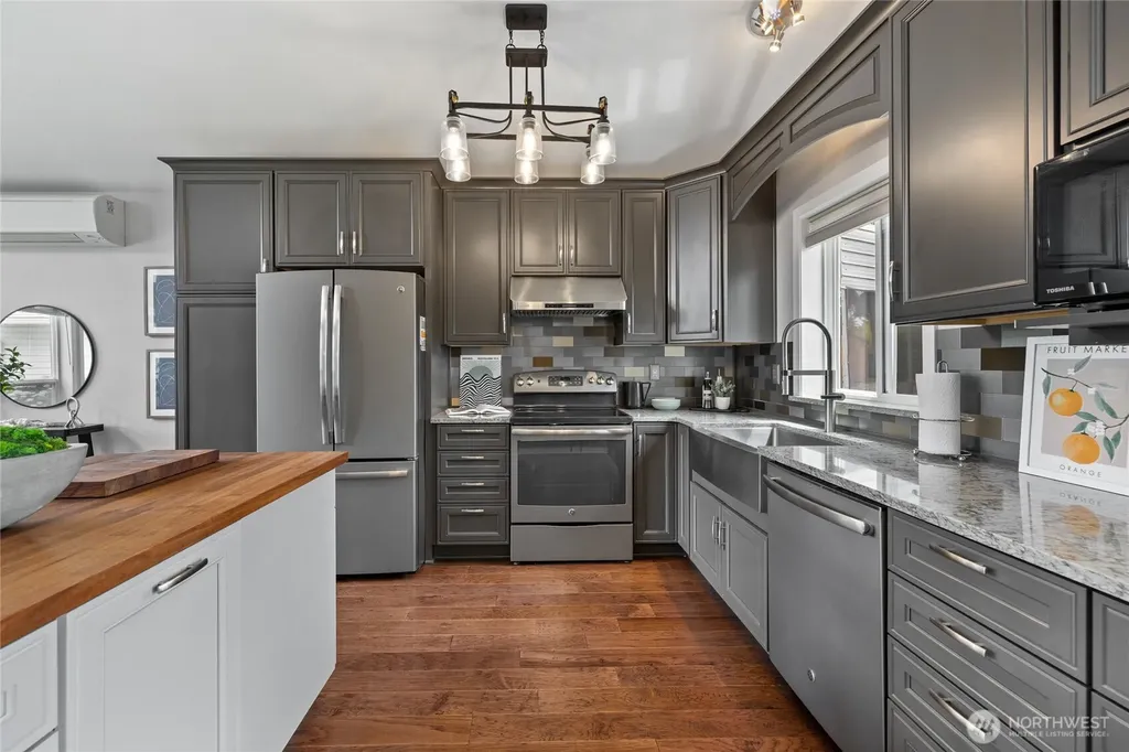19119 71st Avenue Ct E Puyallup WA 98375