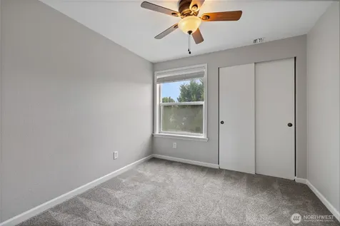19119 71st Avenue Ct E Puyallup WA 98375