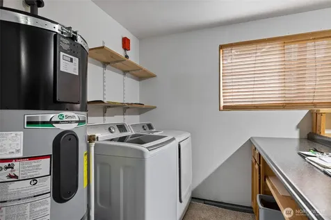 19119 71st Avenue Ct E Puyallup WA 98375
