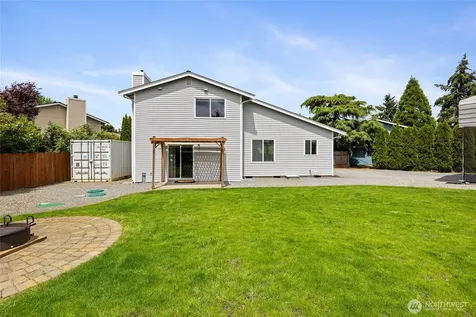 19119 71st Avenue Ct E Puyallup WA 98375
