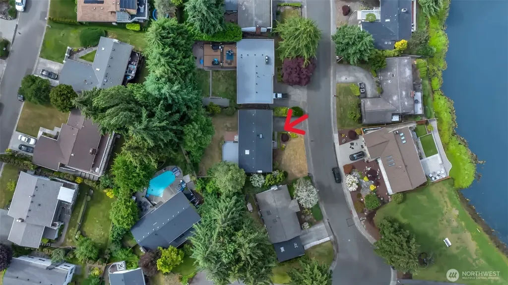 32212 25th Ave SW Federal Way WA 98023
