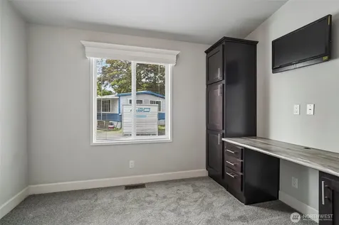 14322 Admiralty Way Lynnwood WA 98087