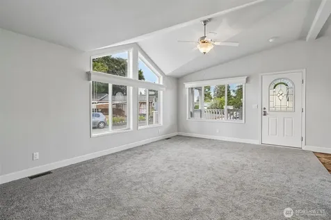 14322 Admiralty Way Lynnwood WA 98087