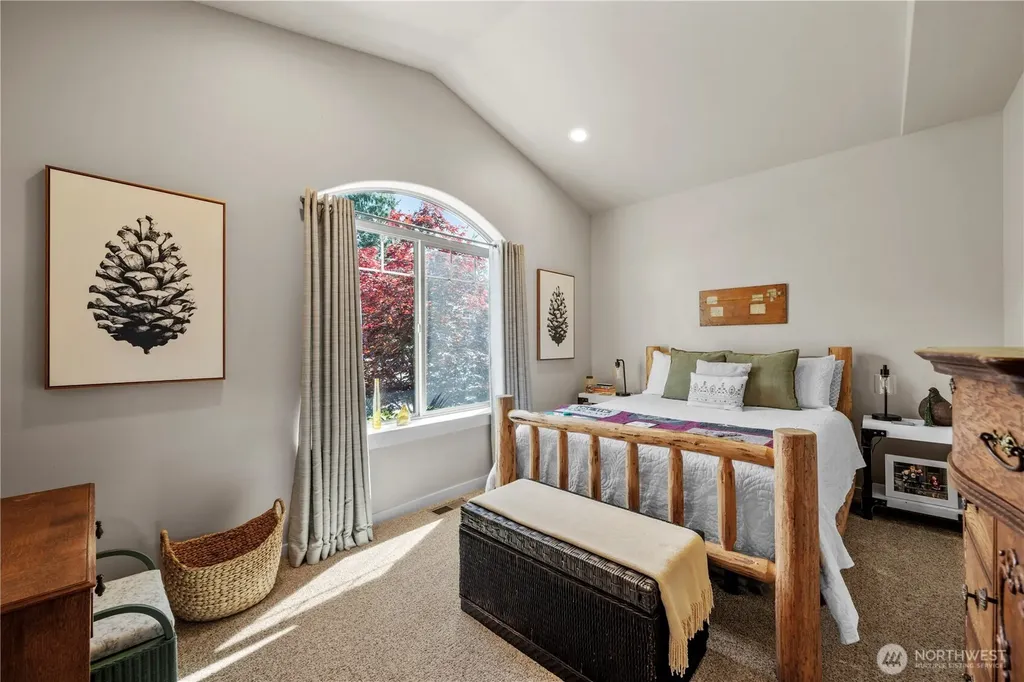 208 Lilly Lane Mount Vernon WA 98274