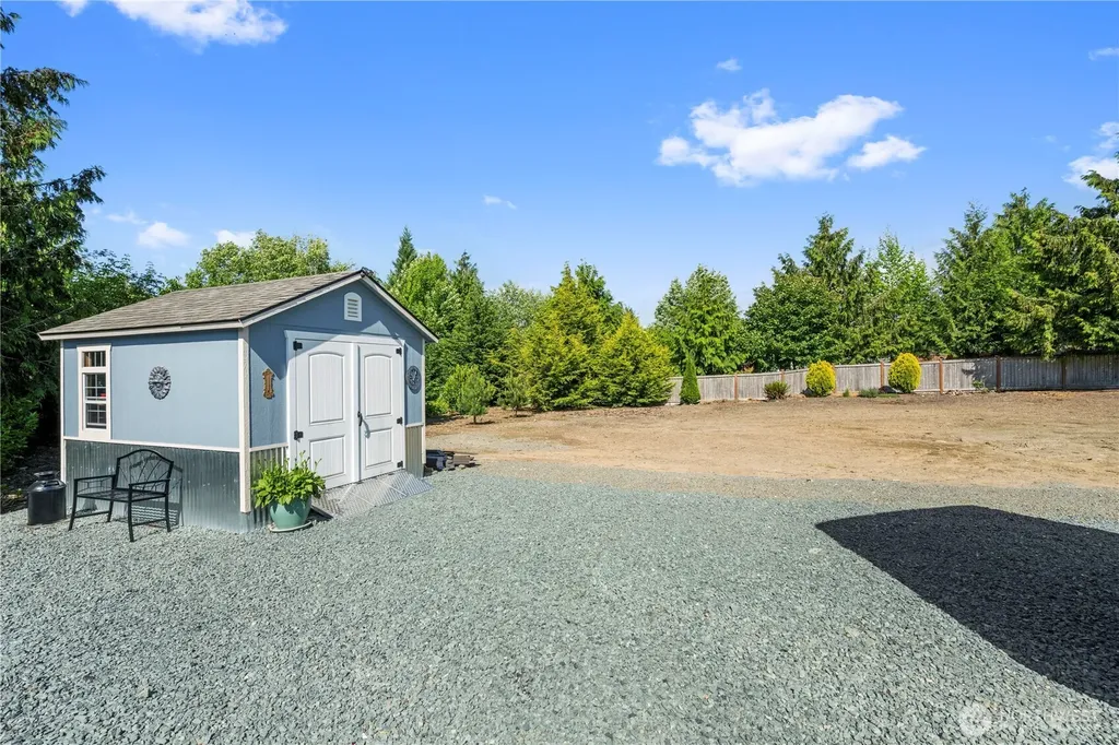 208 Lilly Lane Mount Vernon WA 98274