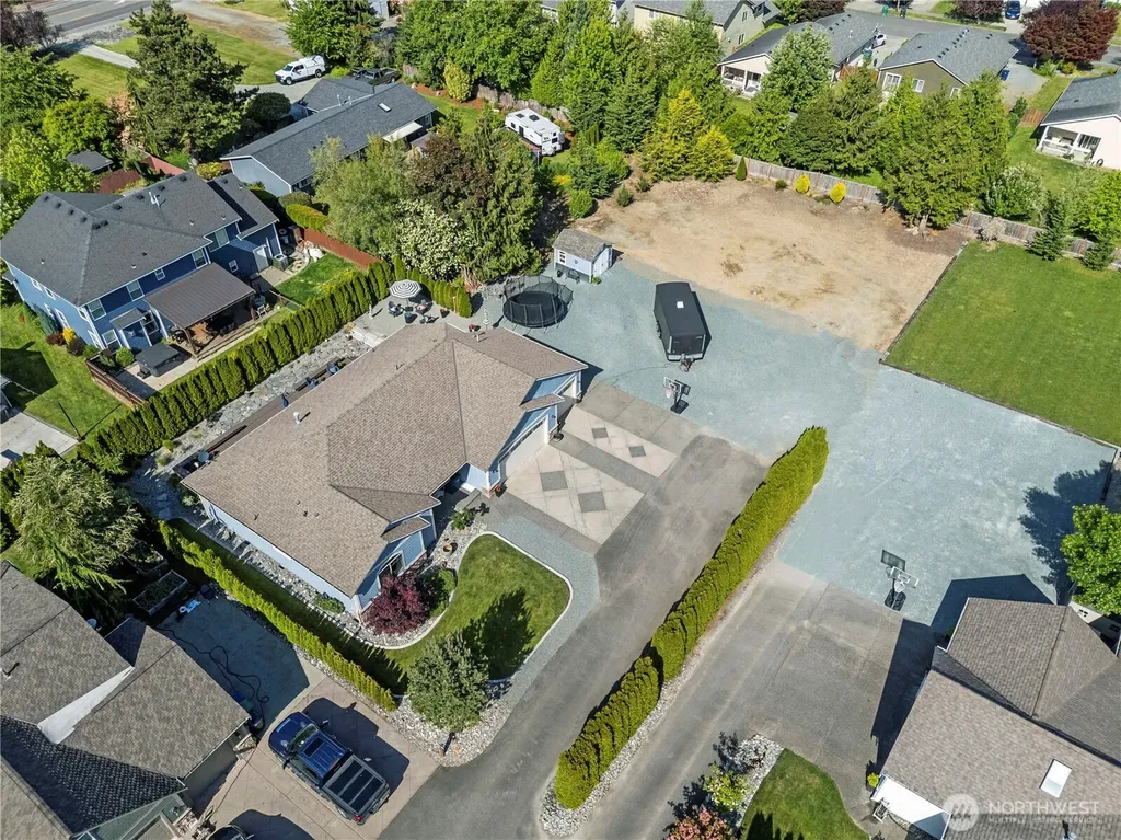 208 Lilly Lane Mount Vernon WA 98274