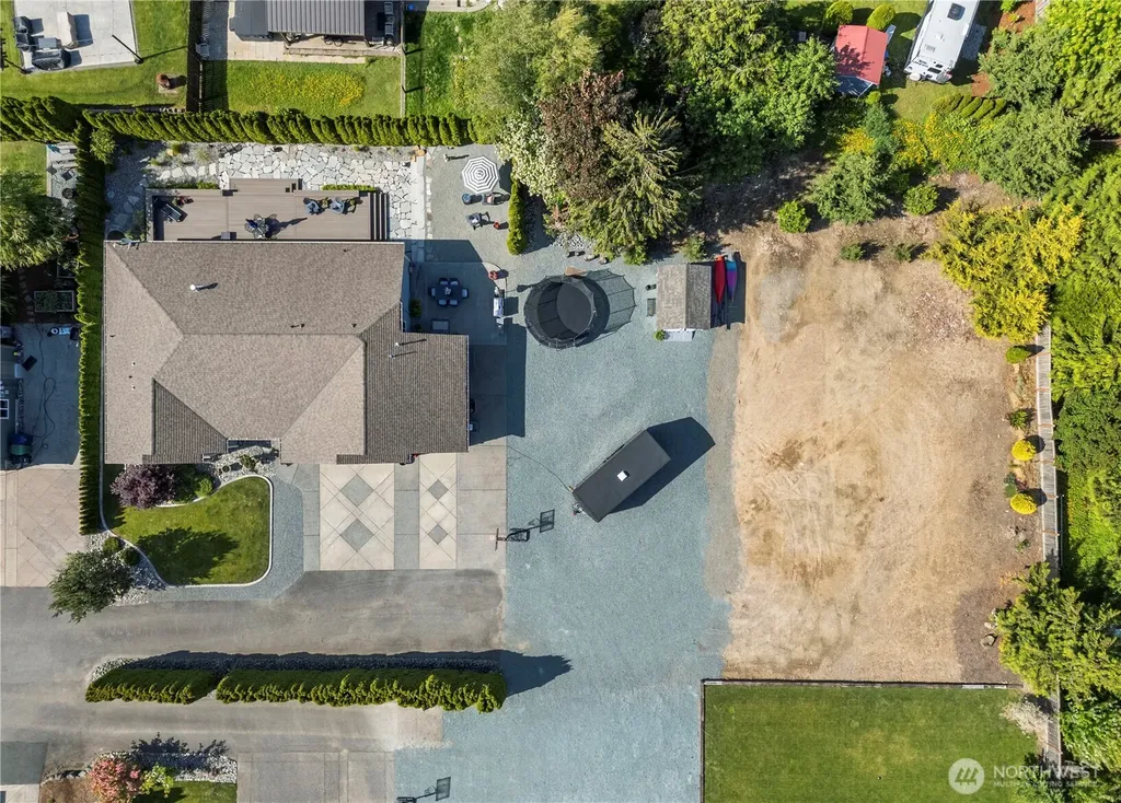 208 Lilly Lane Mount Vernon WA 98274