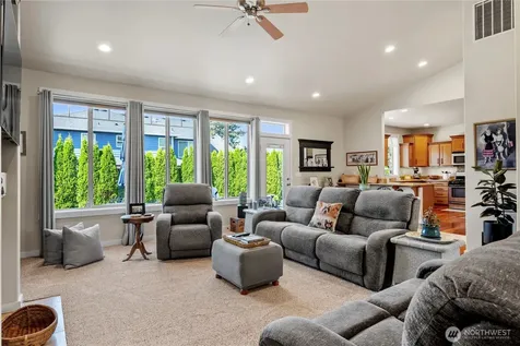 208 Lilly Lane Mount Vernon WA 98274