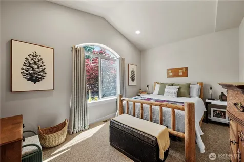 208 Lilly Lane Mount Vernon WA 98274