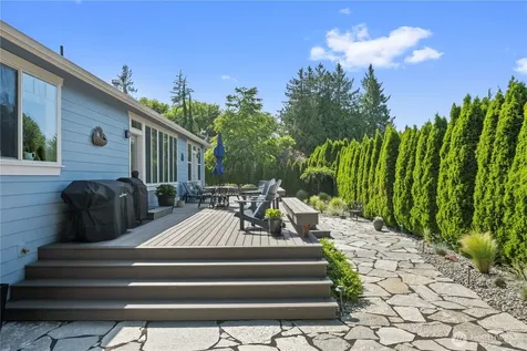 208 Lilly Lane Mount Vernon WA 98274