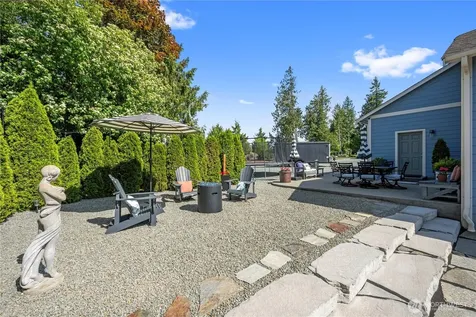 208 Lilly Lane Mount Vernon WA 98274