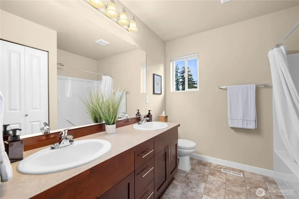 2302 63rd Street SE Auburn WA 98092