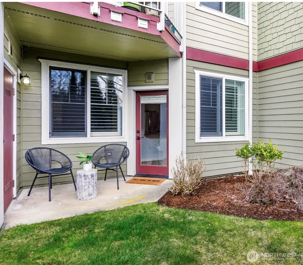 13000 Admiralty Way Everett WA 98204