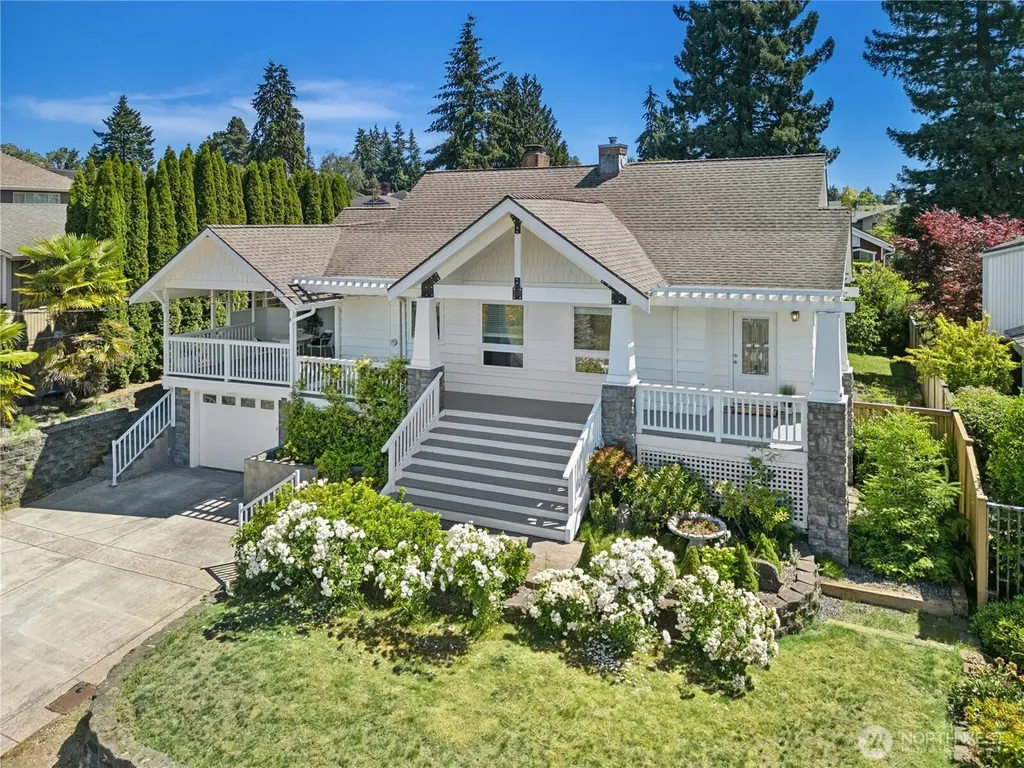 1203 N 36th Street Renton WA 98056