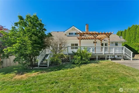 1203 N 36th Street Renton WA 98056