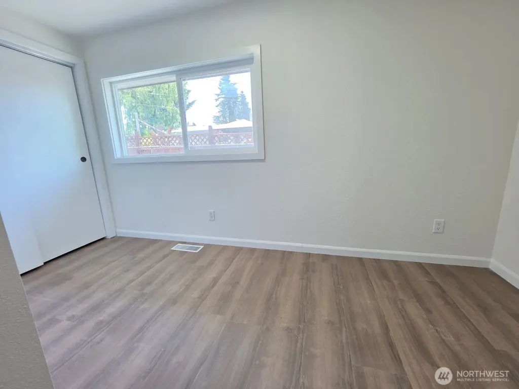 17843 110th Avenue SE Renton WA 98055