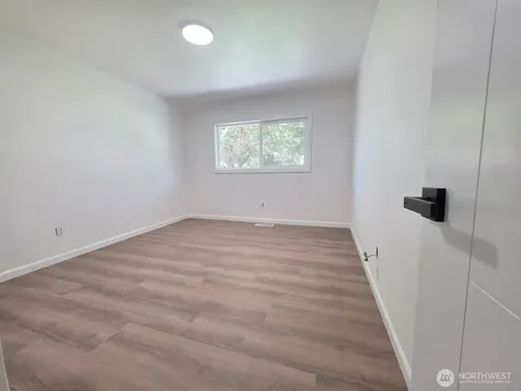 17843 110th Avenue SE Renton WA 98055