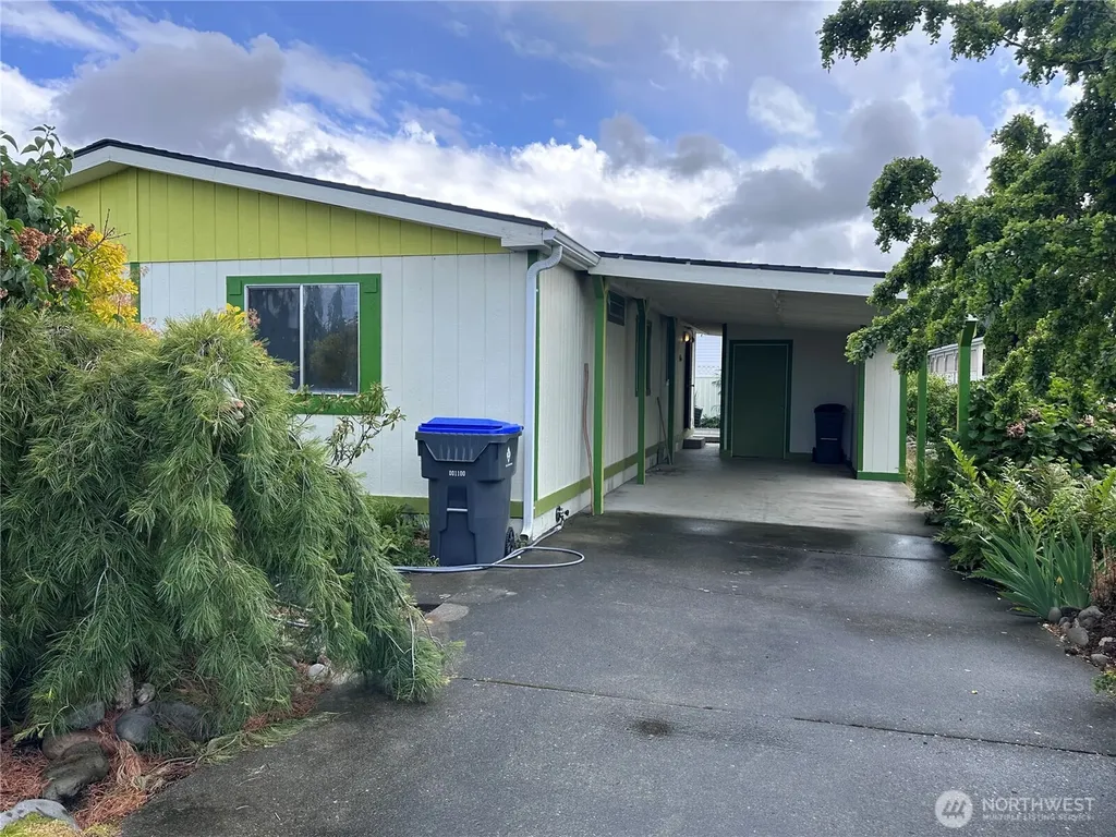 325 N 5th Avenue Sequim WA 98382
