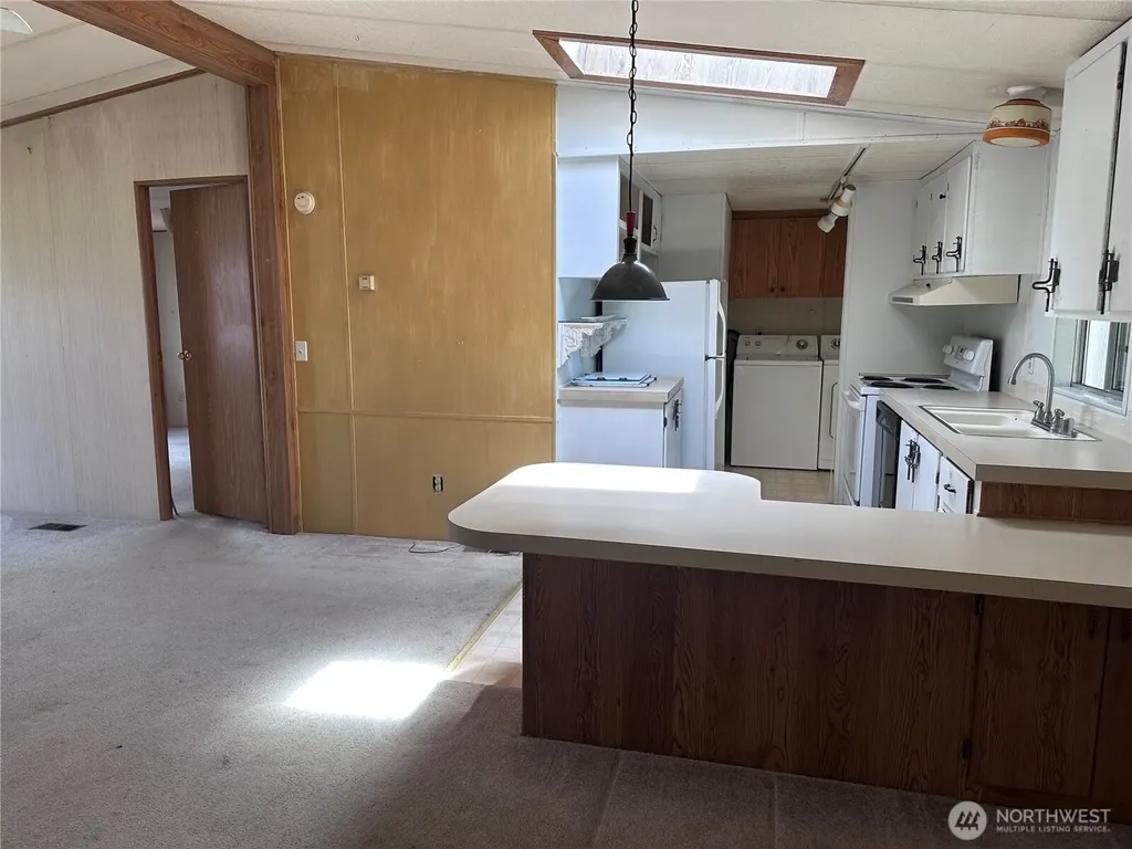 325 N 5th Avenue Sequim WA 98382
