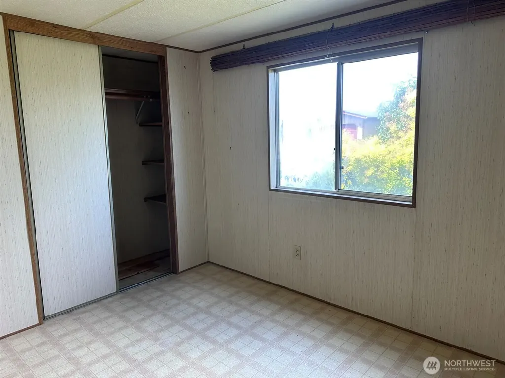 325 N 5th Avenue Sequim WA 98382