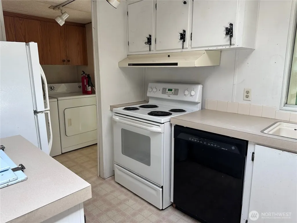 325 N 5th Avenue Sequim WA 98382