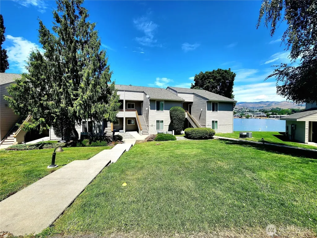 1 Beach 589-d Manson WA 98831
