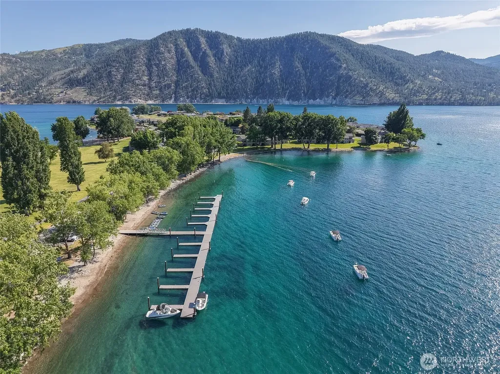 1 Beach 589-d Manson WA 98831
