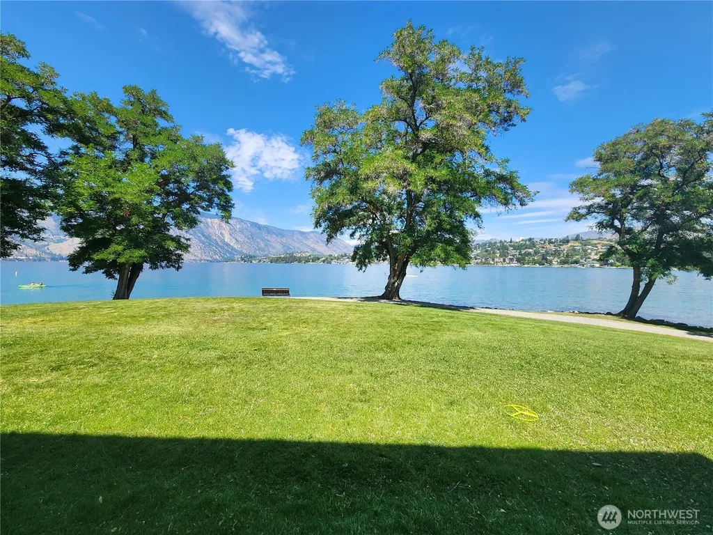 1 Beach 589-d Manson WA 98831