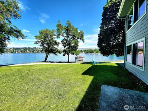 1 Beach 589-d Manson WA 98831