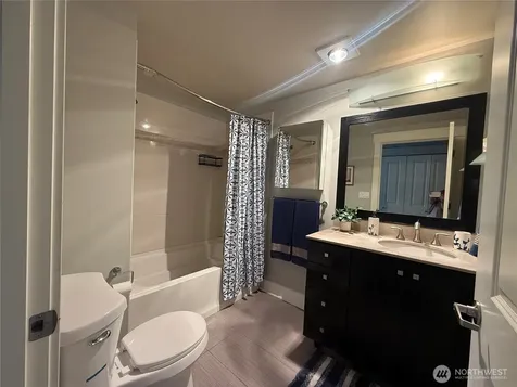 699 John Street Seattle WA 98109
