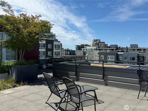 699 John Street Seattle WA 98109